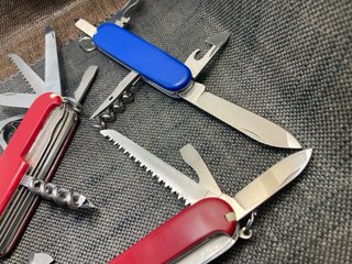 3 Canivetes Victorinox: Ranger, Camper, Sportsman