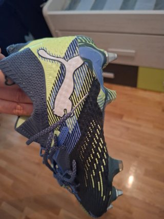 Botas de fútbol, tacos aluminio. Cesped natural