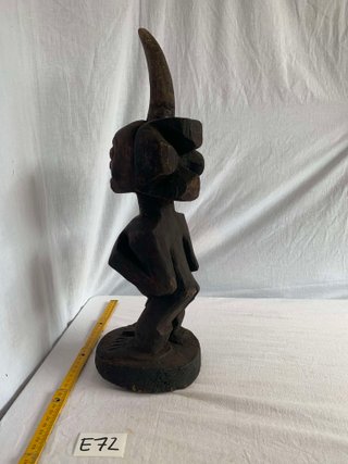 Figura Kaka Camerún 47 cm arte africano