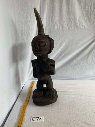 Figura Kaka Camerún 47 cm arte africano