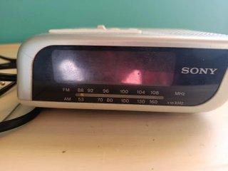 Radio Reloj Sony Dream Machine ICF-C205