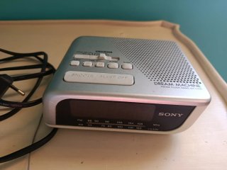 Radio Reloj Sony Dream Machine ICF-C205
