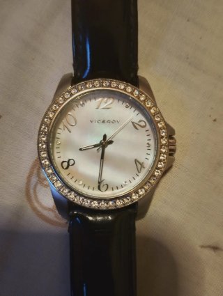 Reloj Viceroy Mujer con Circonitas.