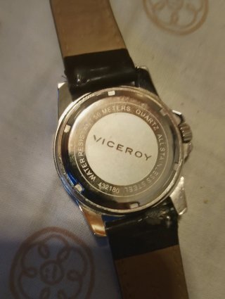 Reloj Viceroy Mujer con Circonitas.