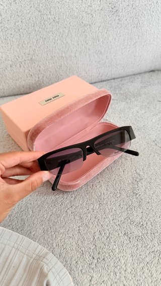 Gafas de sol Miu Miu MU 09VS Negras/Rosa