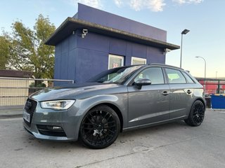 Audi  A3 Sportback 1.6 TDI 105 CV 2013