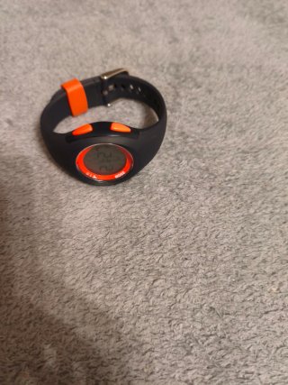 Orologio per bambini nero e arancione
