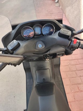 Yamaha Majesty Maxi Scooter Gris 400cc