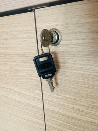 Mueble oficina con llave. EN VALENCIA