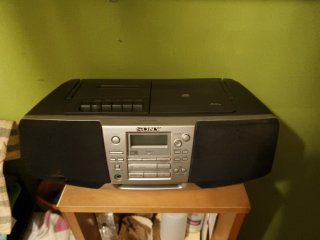 Radio Cassette Sony Plata y Negro