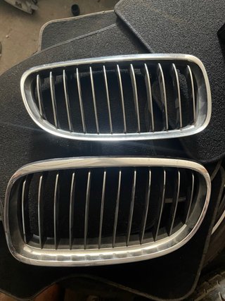 Rejillas Capó BMW E90 E92 Cromadas
