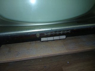 Radio y TV antiguas a válvulas