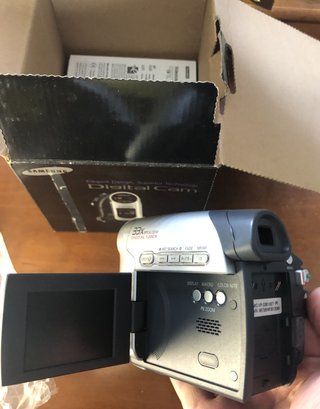 Videocámara Samsung VP-D361 MiniDV