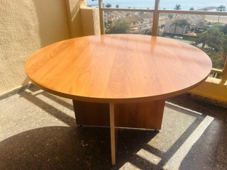 Mesa redonda de madera EN VALENCIA