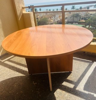 Mesa redonda de madera EN VALENCIA