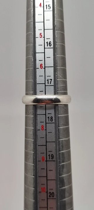 Anillo de Plata y Turmalina Negra.