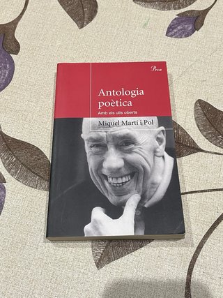 Antologia poética amb els ulls oberts
