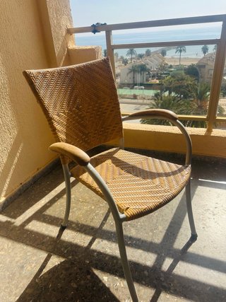 Sillas de exterior metal y mimbre EN VALENCIA
