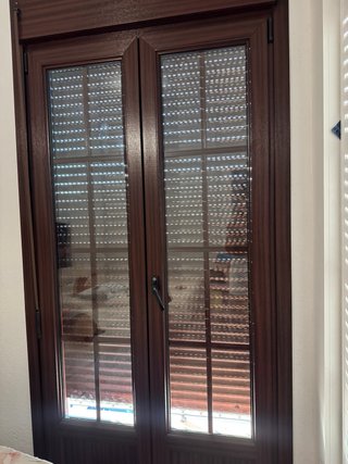 Ventanas PVC Marrones