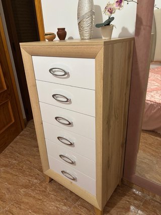 Armario puertas correderas madera y blanco