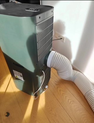 Aire Acondicionado Portátil Klarstein 12K BTU