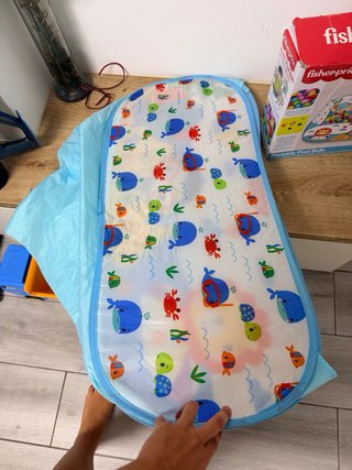 Fisher-Price Piscina de Bolas Portátil + 25 bolas