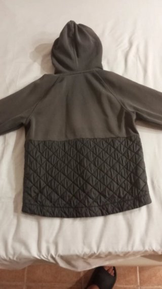 Sudadera Zara con Capucha y Acolchado