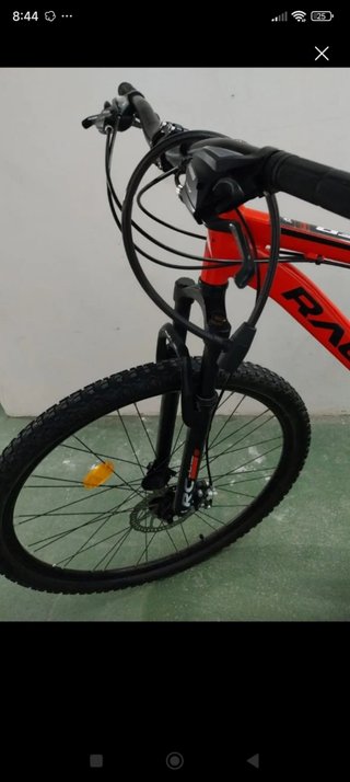 Bicicleta de montaña Raleigh Roja