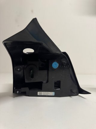 Piloto trasero izquierdo Tesla Model 3 – Original