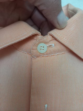 Camisa de hombre naranja pastel