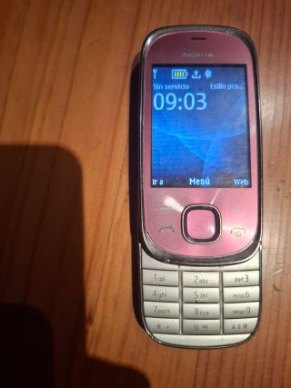 Nokia 2220 Slide rosa