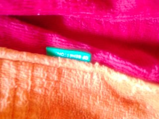 Albornoz Benetton naranja y rojo