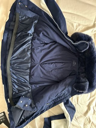 Chaqueta de esquí Oysho azul y blanca Talla S