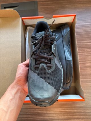Nike Metcon 10 Talla 42.5 Negro/Gris