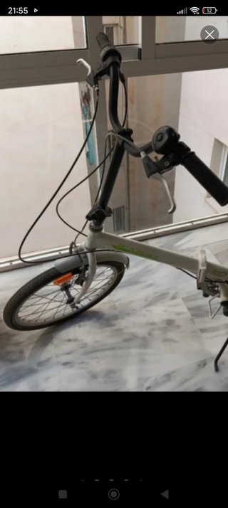 Bicicleta plegable blanca