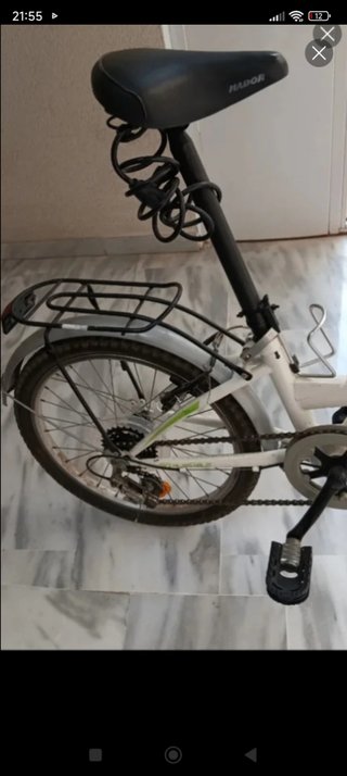 Bicicleta plegable blanca