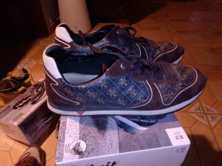 Zapatillas Guess Marrón y Multicolor Talla 44