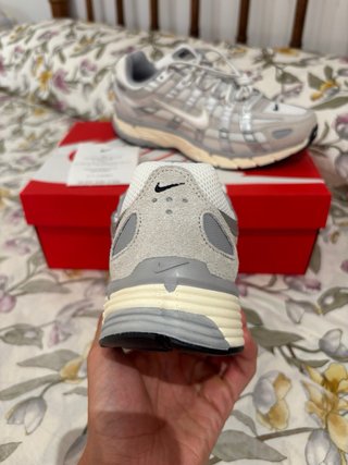 Nike P-6000 Gris/Blanco Talla 42