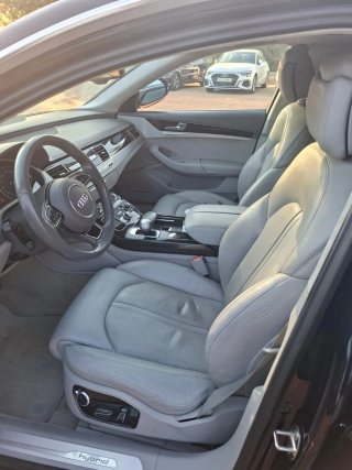 Audi A8 2012