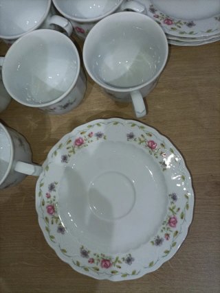 Juego 10 Tazas / pocillos y Platos Santa Clara