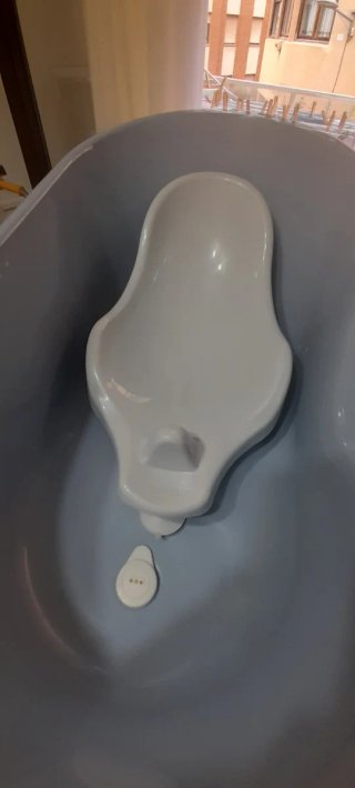 Bañera infantil. Marca Bebe-Jou.