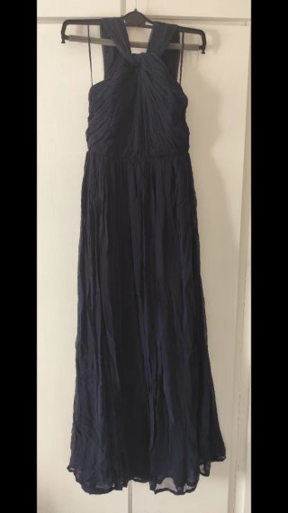 Vestido azul de tul