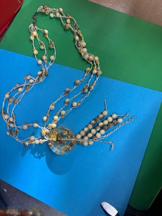 Collana fatta a mano perle e cristalli