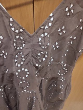 Vestido Elogy Marrón con Bordados