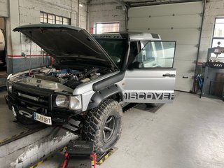 Land Rover Discovery 2003