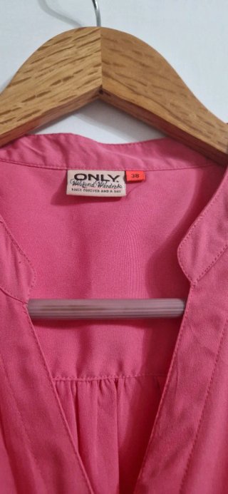 Blusa rosa Only sin mangas