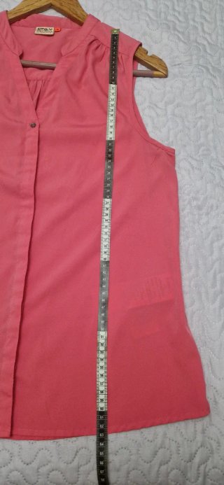 Blusa rosa Only sin mangas