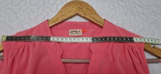 Blusa rosa Only sin mangas
