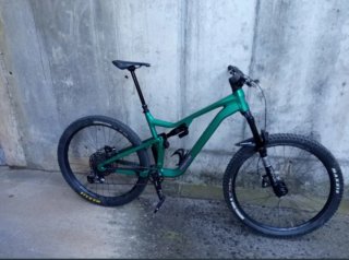 Bicicleta doble suspensión Focus 6.8