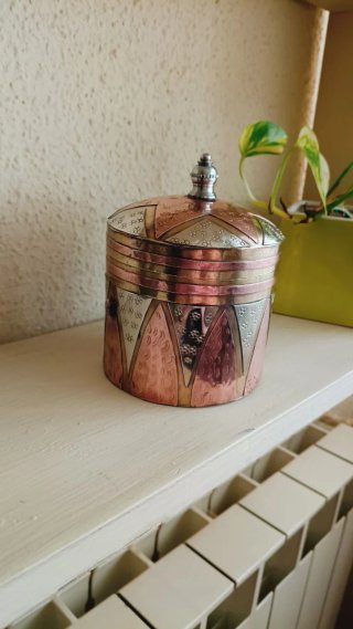 Caja árabe vintage metal dorada y plateada